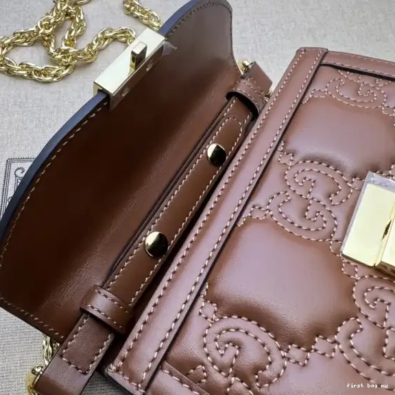First bag ru GUCCI HANDLE BAG TOP SMALL GG MATELASSÉ 0625